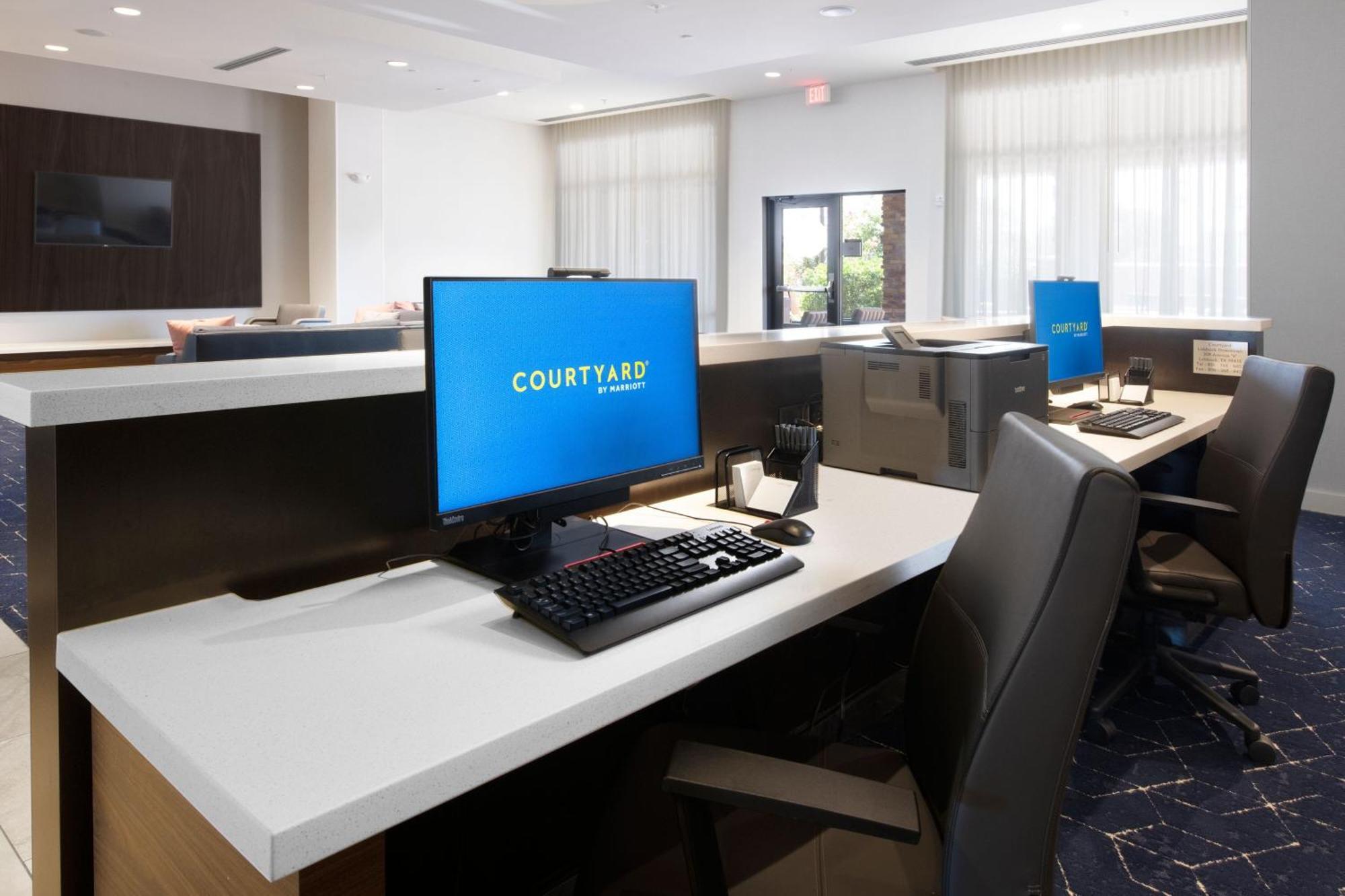 Courtyard By Marriott Lubbock Downtown/University Area Exterior photo
