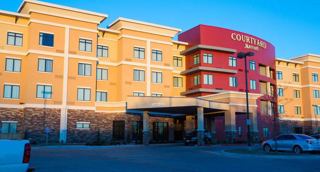 Courtyard By Marriott Lubbock Downtown/University Area Exterior photo